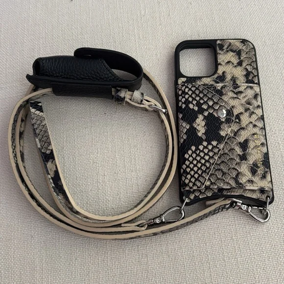 Snakeskin Donna side-slot crossbody iPhone 12 / 12 Pro with lipstick pouch - Picture 3 of 5